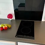Unik Beliggenhet! Lite Mikrohus Plassert Ved Populaer *