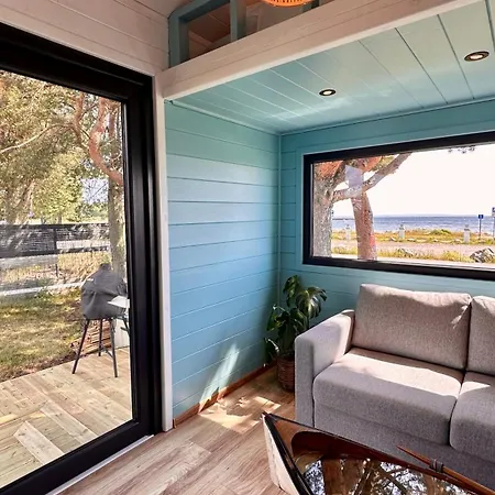 Unik Beliggenhet! Lite Mikrohus Plassert Ved Populaer *