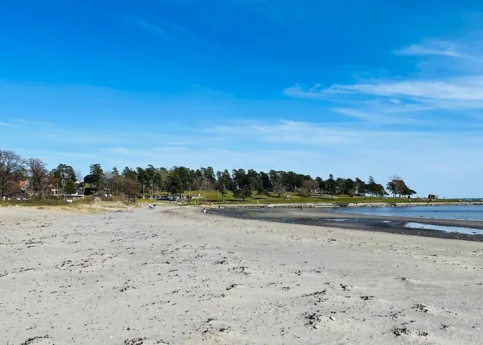 Unik Beliggenhet! Lite Mikrohus Plassert Ved Populaer Tønsberg
